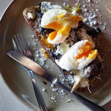 The weekend has arrived and that means no waking up early, no alarms and two days of hibernation! The best places to get brunch in Sydney - Vogue Australia ...
