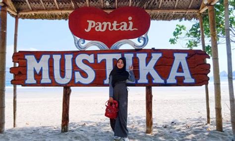 10 Gambar Pantai Mustika Banyuwangi Calon Primadona Jawa Timur • Reft Digital Blog