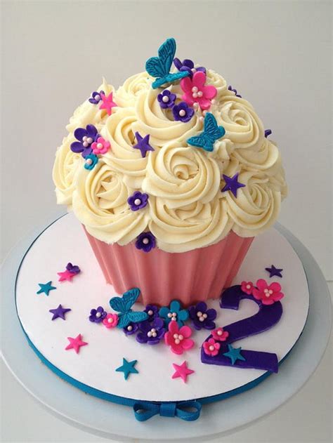Giant Cupcake Cake By Baked Cakesdecor