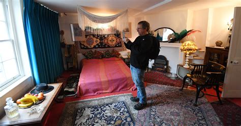 jimi hendrix s restored apartment opens to the public in london