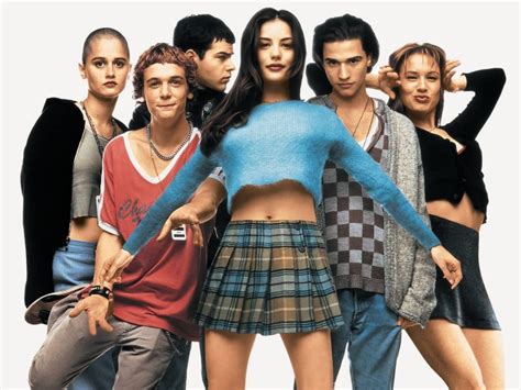 What A Xennial Really Thinks Of Gen Zs Obsession With 90s Fashion