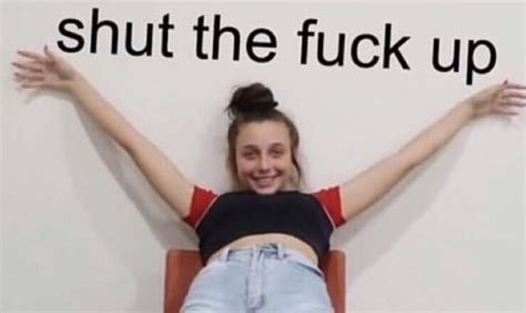 Pin By Itsleen On • Reactions • Emma Chamberlain Reaction Pictures Funny Relatable Memes