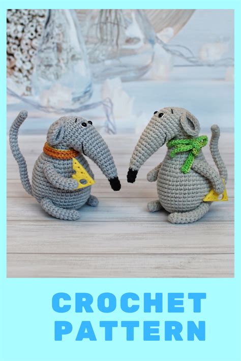 This cute little rat you can make by yourself. Rat crochet pattern, Crochet little rat, mouse crochet toy ...