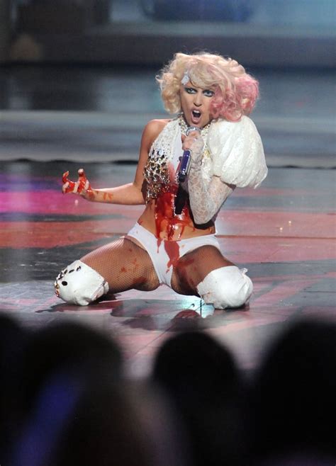 Lady Gaga S MTV VMAs Performance Video POPSUGAR Celebrity UK