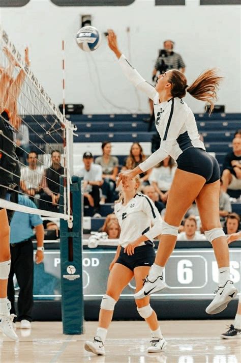 Pin By Sabrina Hofmann On That Girl Volleyball Pictures Volleyball