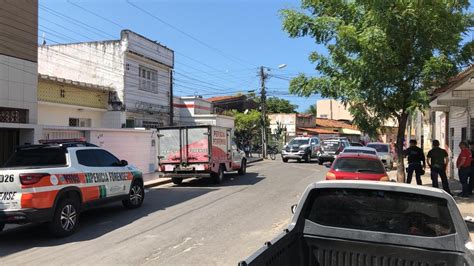 Oficial Da Aeronáutica Reage A Assalto E Mata Suspeito Em Fortaleza Ceará G1
