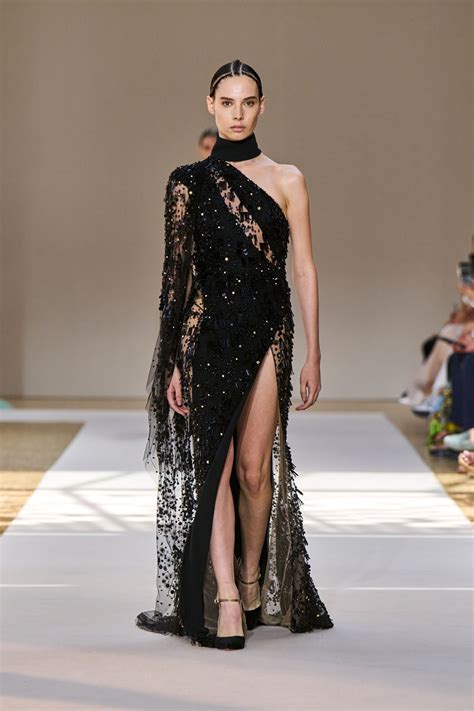 Elie Saab Haute Couture Fall 2022 2023 Runway Magazine ® Official