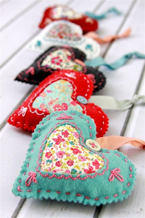 Diy Fabric Hearts For Valentines Day Fabric Hearts Liberty Fabric