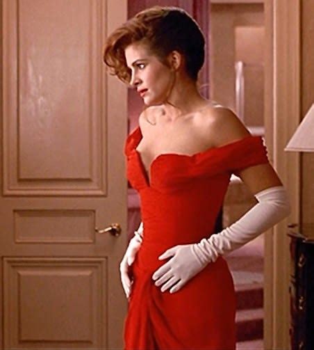 10 Iconic Dresses For Your Holiday Style Inspiration