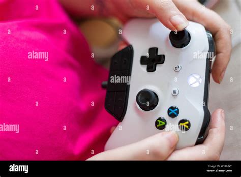 Xbox One Controller Hi Res Stock Photography And Images Alamy