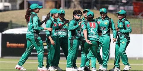 He will be taking over from wicketkeeper quinton de. Pakistan women's cricket squad clears COVID-19 tests ...