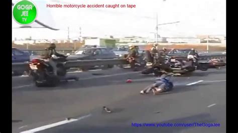 Horrible Motorcycle Accident Caught On Tape Youtube