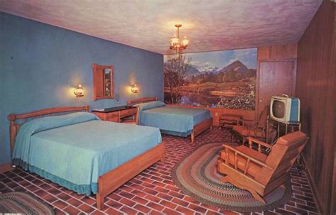 Postcards Of Mid Century Motel Rooms With Style Flashbak Motel Room Mid Century Hotel