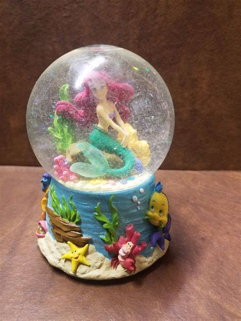 Disney The Little Mermaid Ariel Under The Sea Musical Snowglobe 1988