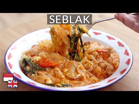 Taburi dgn taburan ayam, bawang goreng/bawang daun cincang dan sambal. Cara Membuat Kwetiaw.campur.pangsit - qwlearn