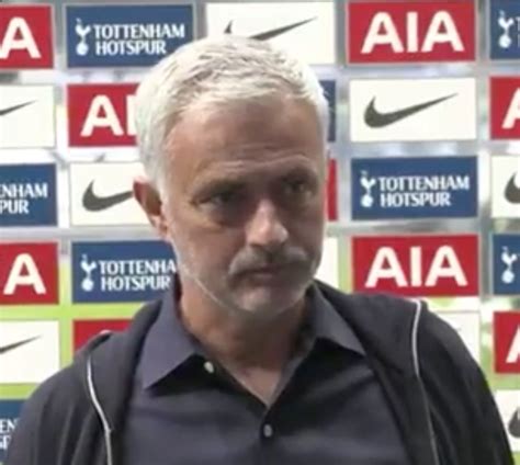 Roma vui mừng thông báo đạt thoả thuận để mourinho trở thành hlv đội bóng, trang chủ. Mourinho: "Roma, pronto a tuffarmi in questa nuova ...