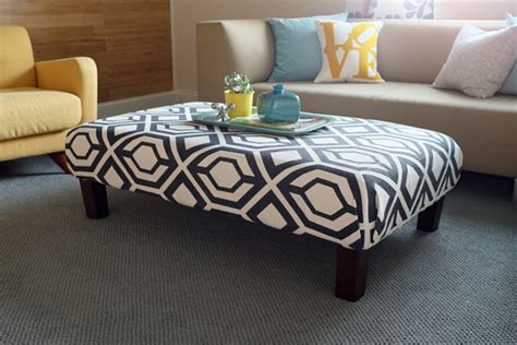 Cut the slats for the table top to size. 15 DIY Storage Ottoman Ideas: Frugal Ways with Recycle Crates & Pallets