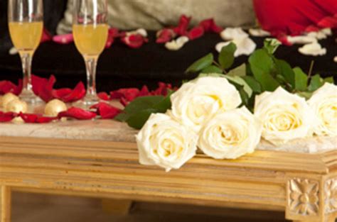 From the traditional gift to the 29th anniversary flower, we've got you covered! 29th Year Wedding Anniversary Gifts and ideas | My Wedding Anniversary