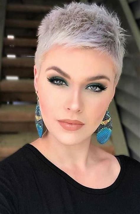 60 Chic Undercut Short Pixie Hair Style Design For Cool Woman Short Spiked