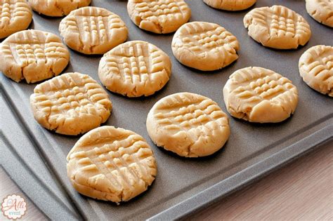 I got this recipe from stevia sweet recipes by jeffrey goettemoeller. Miracle Peanut Butter Cookies | Recipe | Soft peanut ...