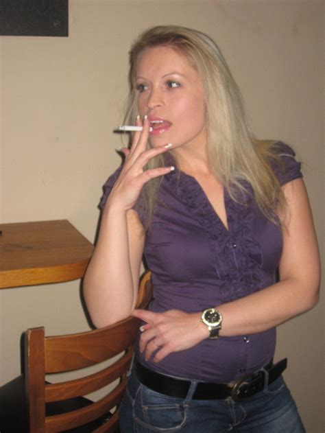 Girl Smoking Smoke Smoking Acting