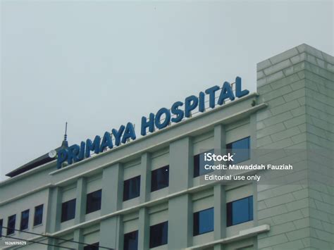 Facade Building And Its Sign Name Of Primaya Hospital Stock Photo