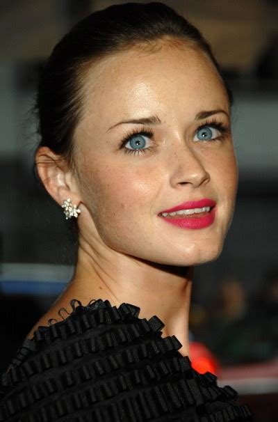 Alexis Bledel Alexis Eye Appreciation 4 Because Her Eyes Bring Magic To Every Photo Page 6