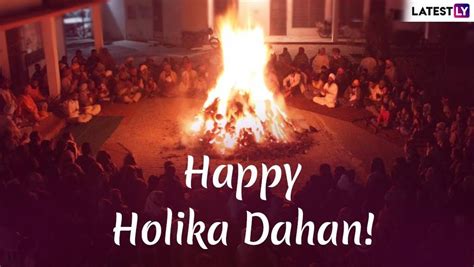 Time, significance & habits that we should let go of this holi. Holika Dahan 2019 Time, Images, Wallpapers, Animated Gifs ...