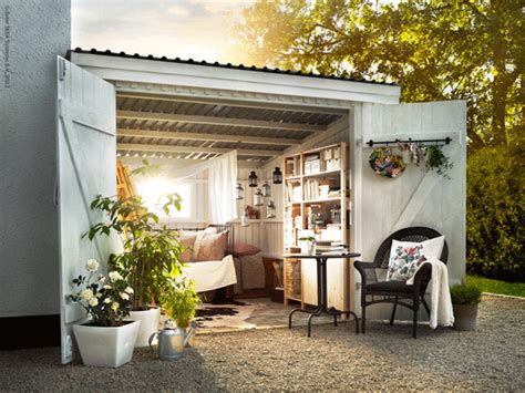 Refresheddesigns 11 Reasons To Turn A Garden Shed Into Living Space