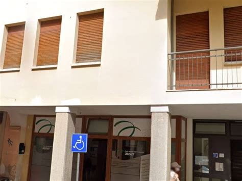 Ufficio Studio Piazza Giuseppe Mazzini Belluno Rif Immobiliare It