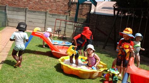 Lollipop trees for willy wonka project. The Lollipop Tree Playgroup - Randburg. Projects, photos ...