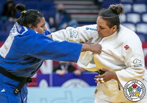 1 мин и 20 сек. JudoInside - Maria Suelen Altheman Judoka