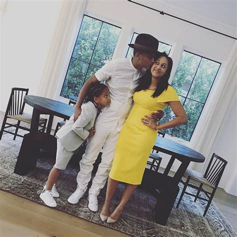 Tia Mowry Hardrict Cory Hardrict And Son Cree From Stars Celebrate