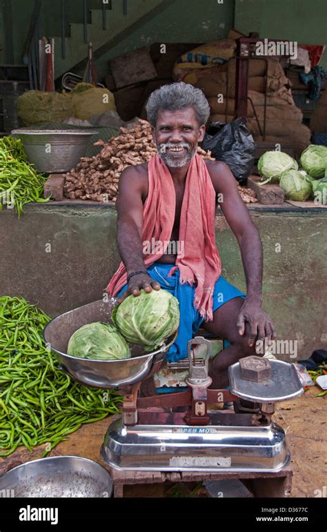 Bazaar Center Old Market Chennai Madras India Tamil Nadu Stock