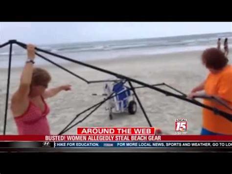 Busted Women Allegedly Steal Beach Gear Youtube