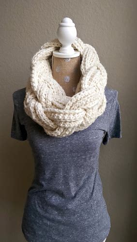 Ravelry Braided Infinity Scarf Pattern By Michelle Greenberg