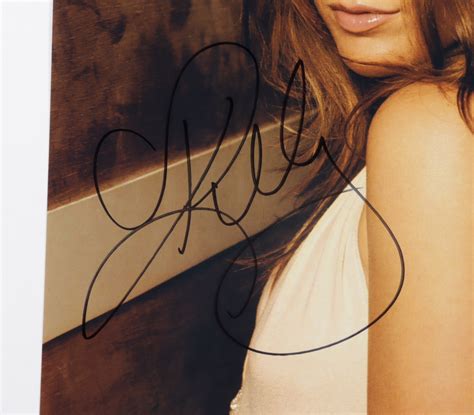 Kelly Clarkson Signed 11x14 Photo Beckett Coa Pristine Auction