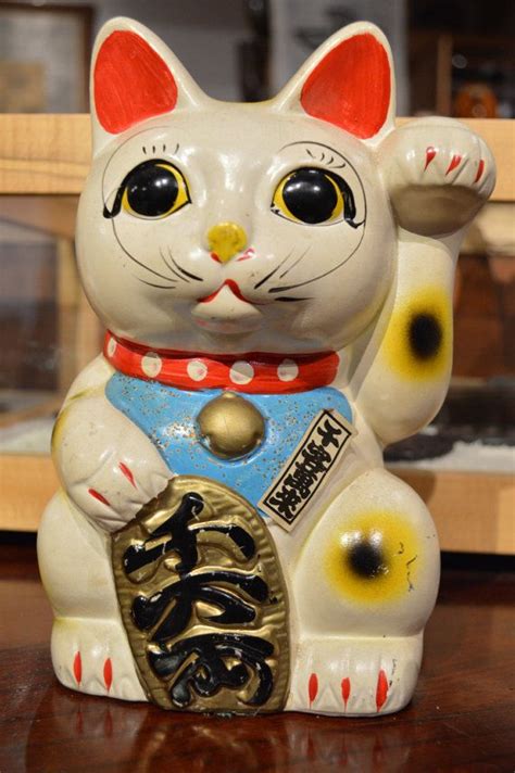 Vintage 1930s Maneki Neko Lucky Cat Bank Hand Painted Etsy Maneki