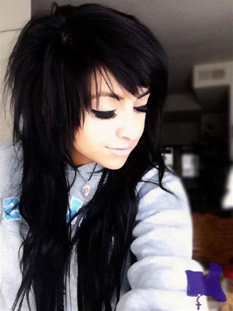 A look at some of the most liked anime girls with black hair according to mal. 25+Beautiful Emo Hairstyles for Girls | Design Trends ...