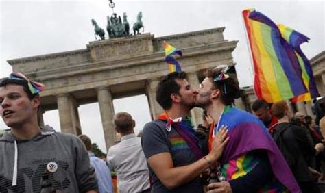Ben Aquilas Blog Berlin Pride Celebrates The New Same Sex Marriage
