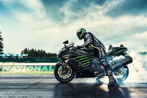 Kawasaki Ninja Zx 14r Abs 2017 Present Specs Performance And Photos