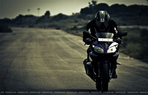 Awesome yamaha r15 wallpaper for desktop, table, and mobile. Wallpaper Pack From IAMABIKER ~ Yamaha YZF R15 Version 2.0