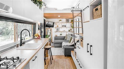 Tiny House Ideas Embracing Minimalist Living