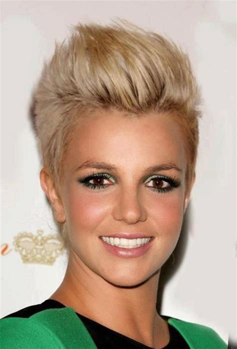 What Did Britney Look Like While Growing Out Her Hair Britney