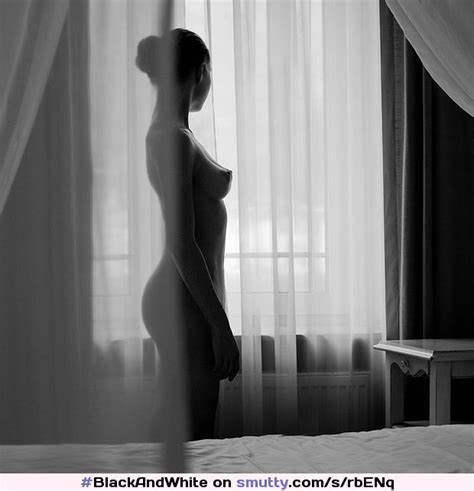 Blackandwhite Artnude Artisticnude Sideview Backlight Lightandshadow Perkytits