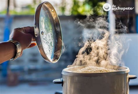 Si no tenéis vaporera podéis cocinar los mejillones al vapor igualmente en una olla con un dedo de agua. 5 errores que cometes al cocinar arroz | Como cocinar ...