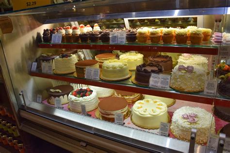 For folks looking for a few more flavor options, whole foods' bakery is for you. Vancity Noms: Whole Foods - AMAZING CAKES!