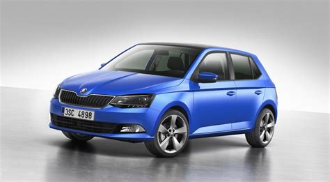 The fabia's dashboard layout and big switches couldn't be simpler to get to grips with, and se l trim adds a centre armrest as standard that's an option on the. Officieel: Skoda Fabia (2014) | Autofans