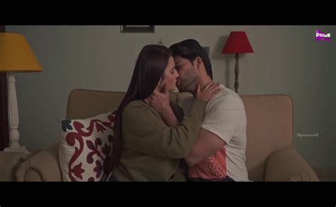 Ayesha Kapoor Breasts Scene In Blackmail Aznude