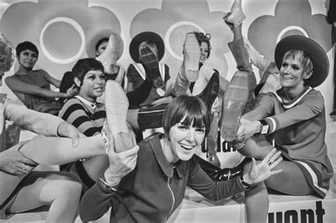 Mary Quant è Morta Storia Della Minigonna E Del Pop Anni 60 Amica